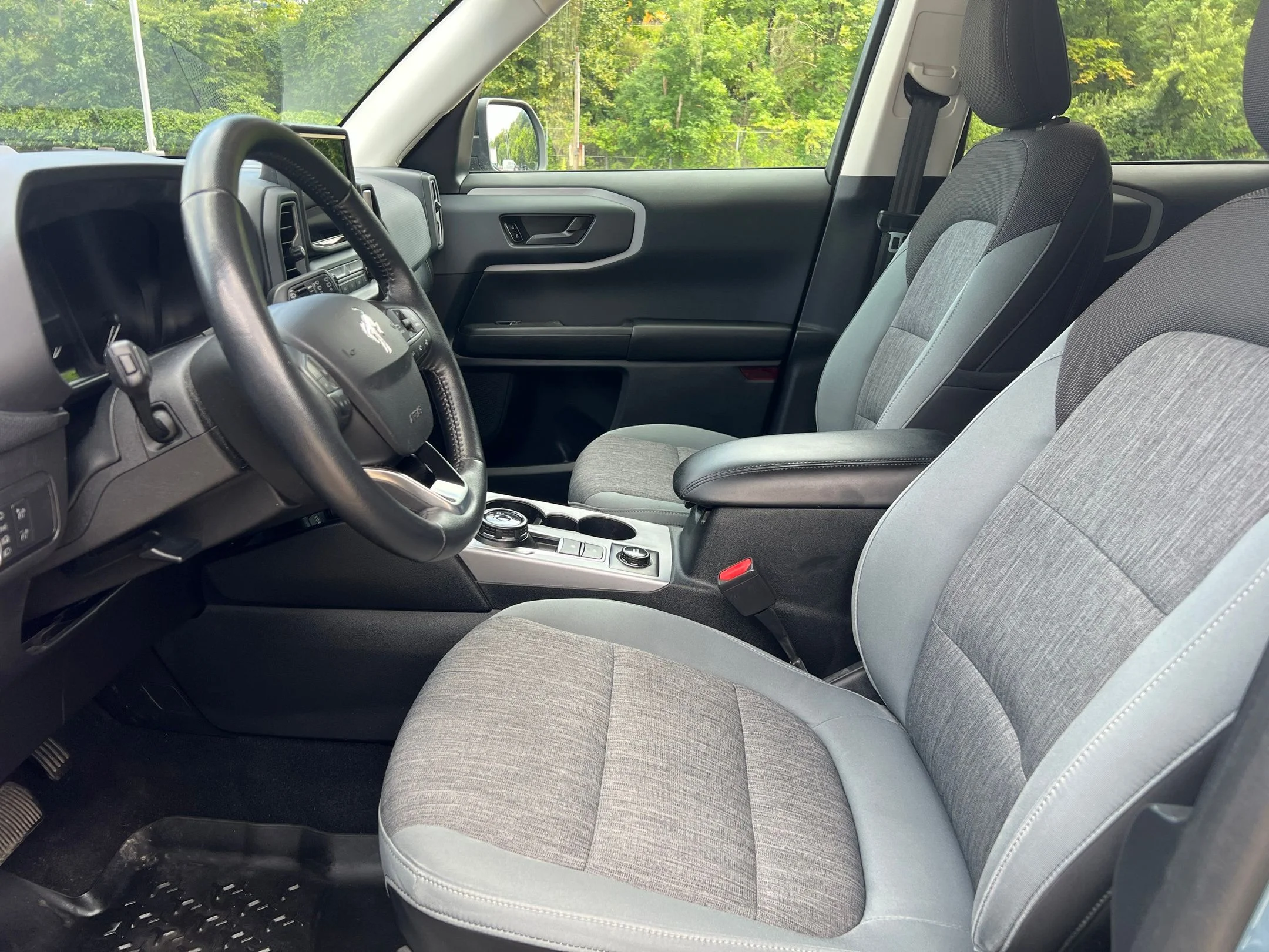 Used 2022  Ford Big Bend image 17