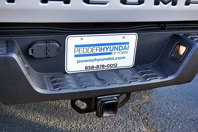 Used 2022 Silver Toyota SR5 image 14