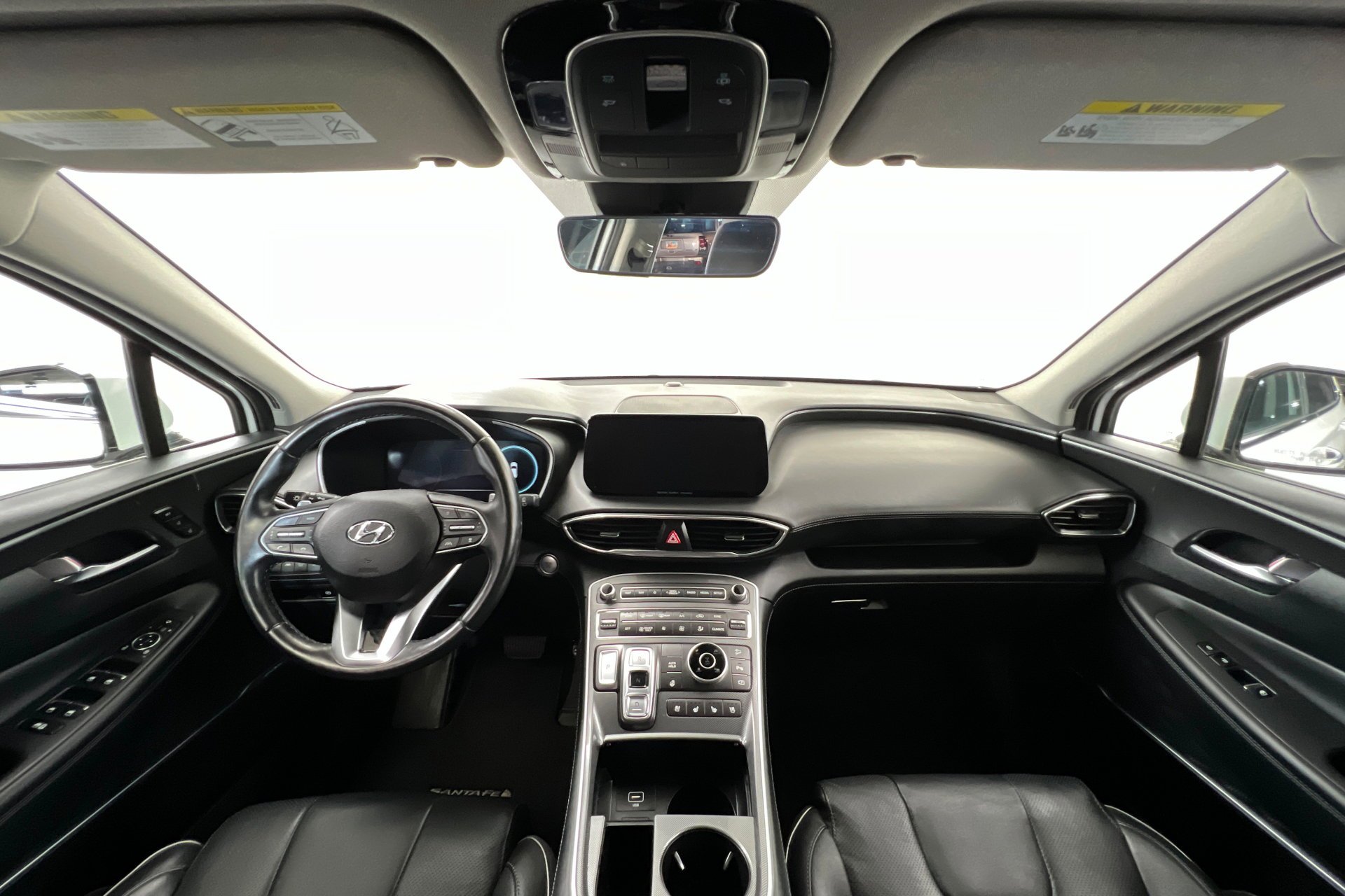 Used 2022 Quartz White Hyundai Limited image 10