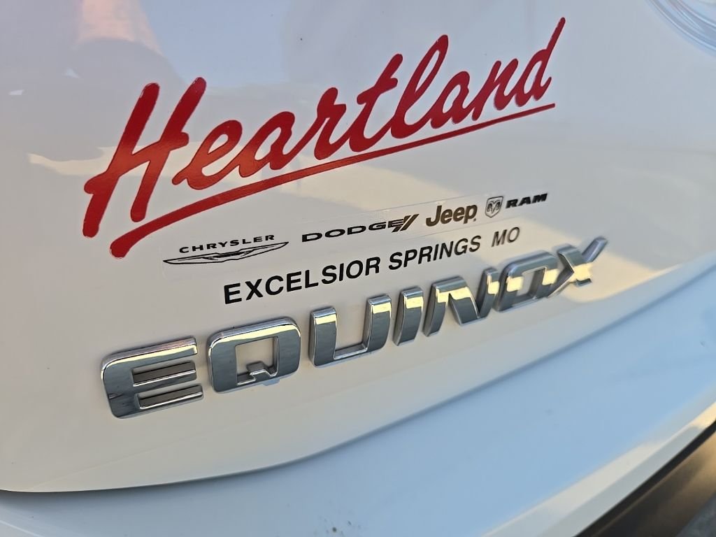 Used 2023 White Chevrolet Premier image 19