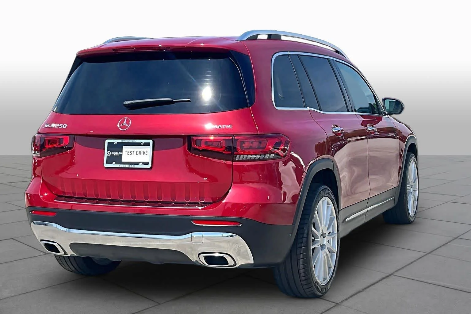 Used 2022 MANUFAKTUR Patagonia Red Metallic Mercedes-Benz GLB 250 image 13