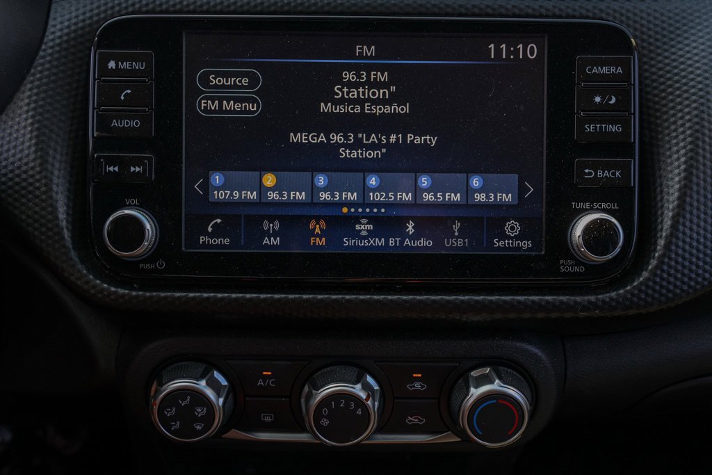 Used 2024 Blue Nissan SV image 28
