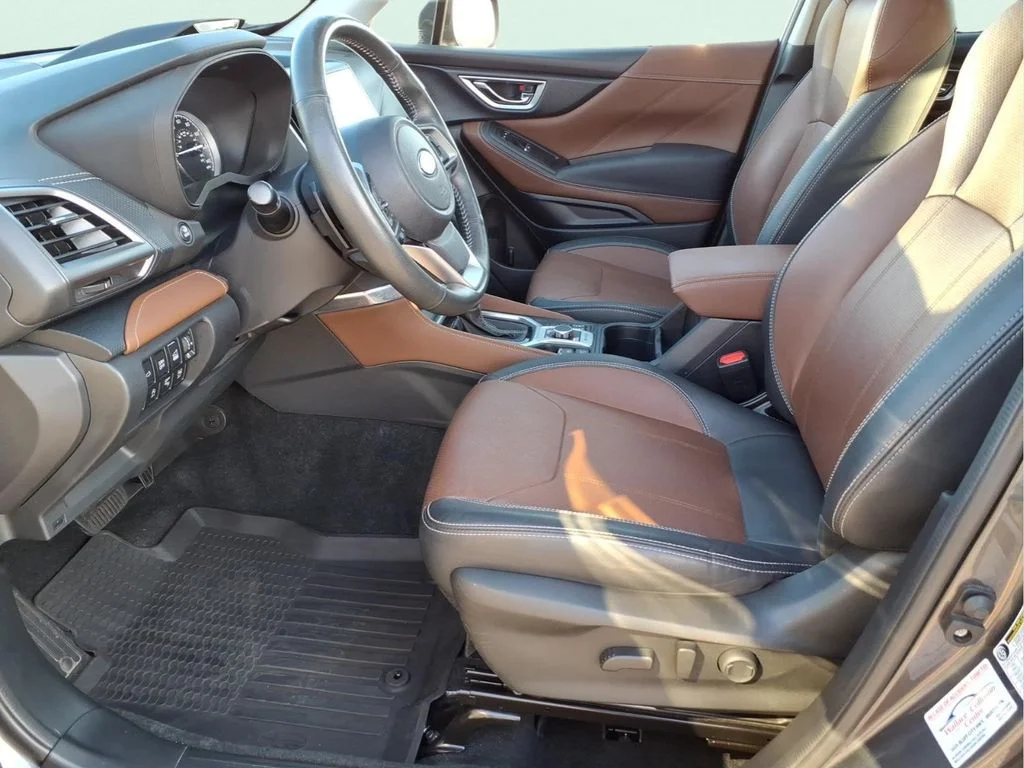 Used 2022 Gray Subaru Touring image 19