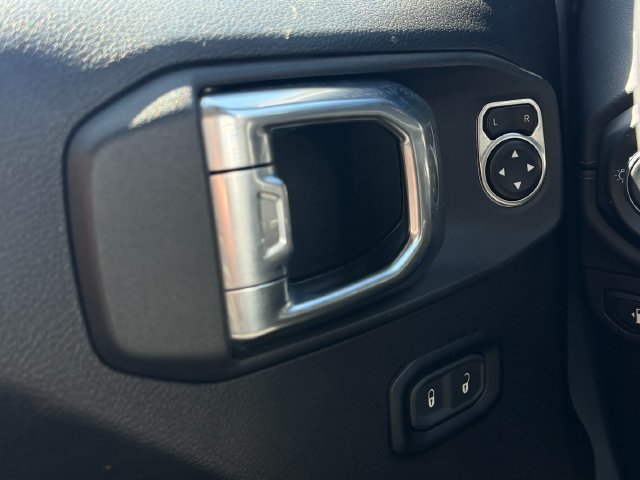 Used 2024 Gray Jeep Rubicon 4xe image 15