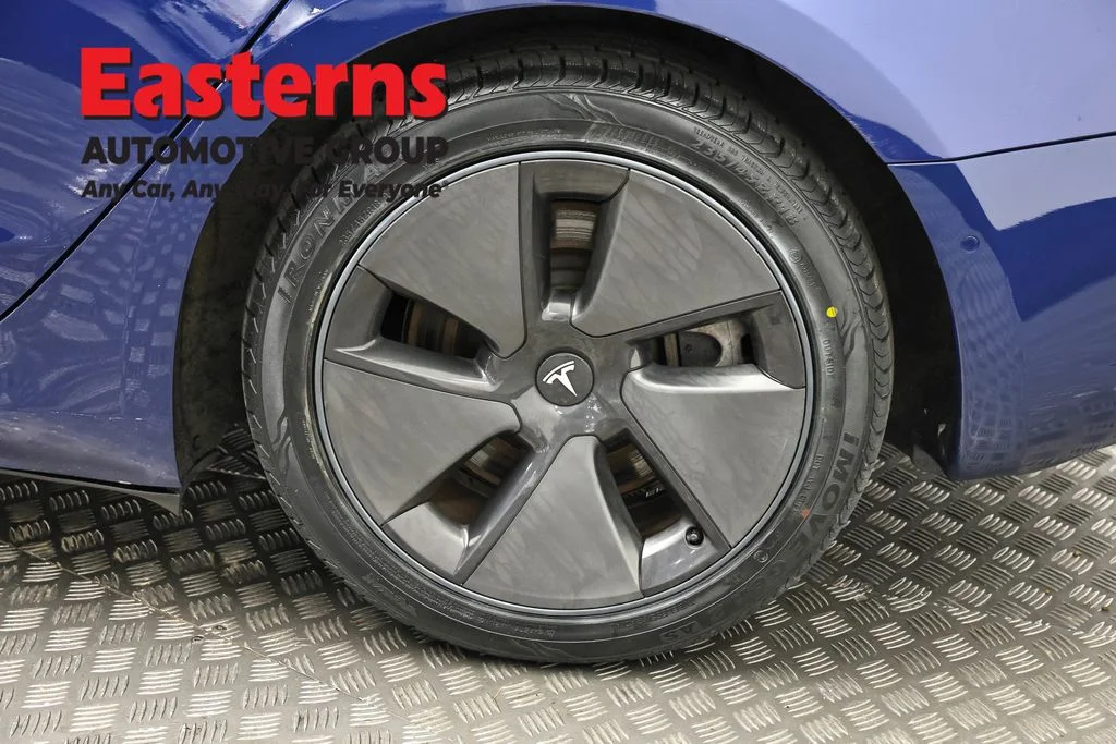 Used 2021 Blue Tesla Standard Range Plus image 27