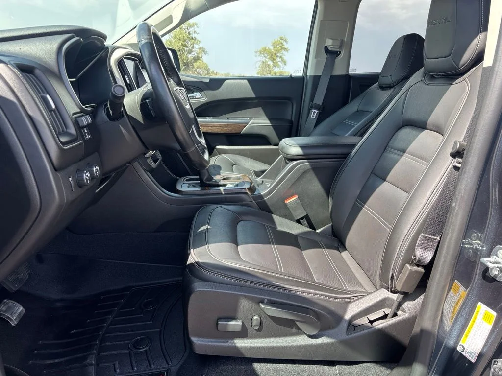 Used 2020 Blue GMC Denali image 10