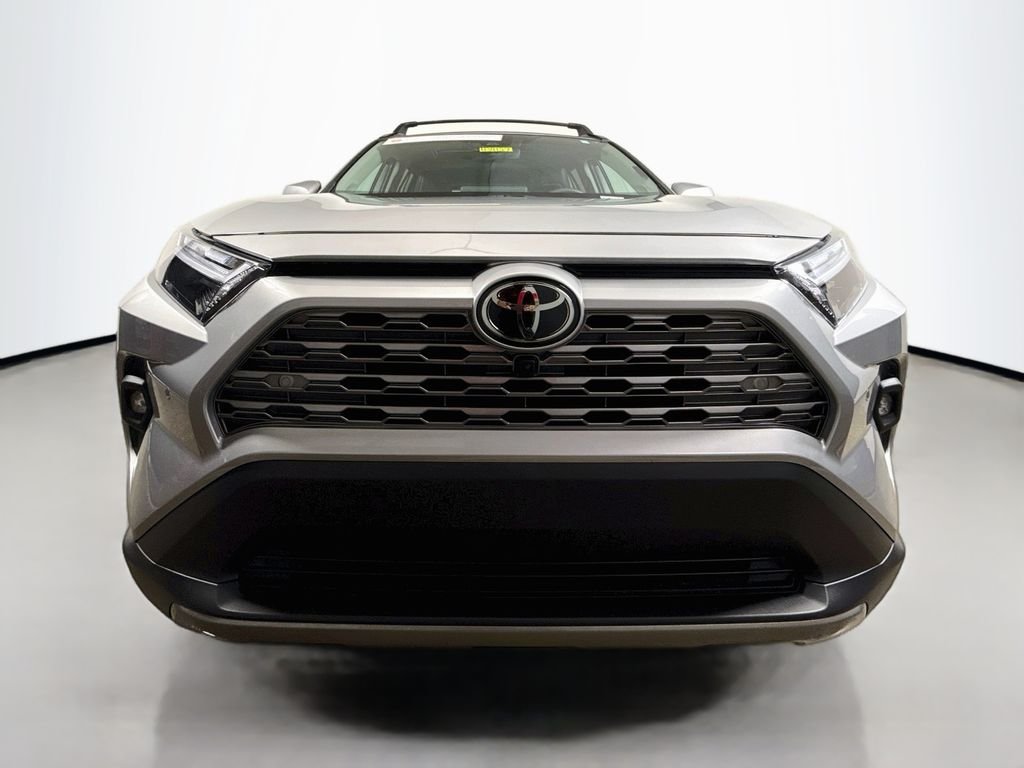 Used 2025 Silver Sky Metallic Toyota Limited image 2