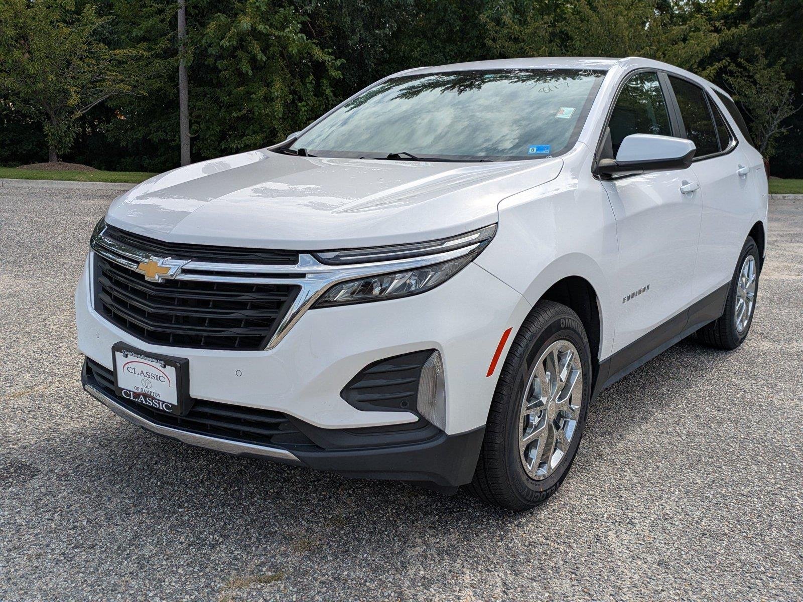 Used 2022 Summit White Chevrolet LT image 8