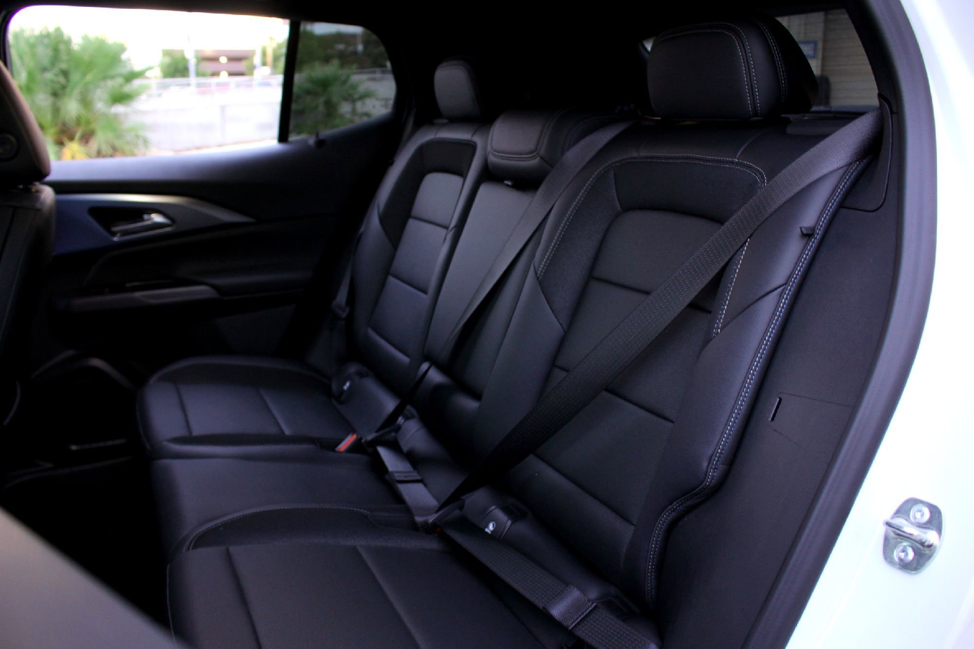 2025 Chevrolet Equinox EV LT - Photo 18