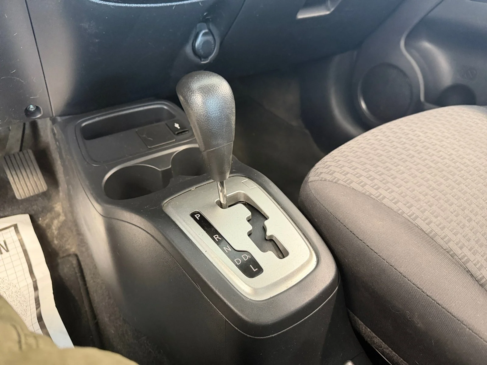 Used 2018 Gray Mitsubishi ES image 20