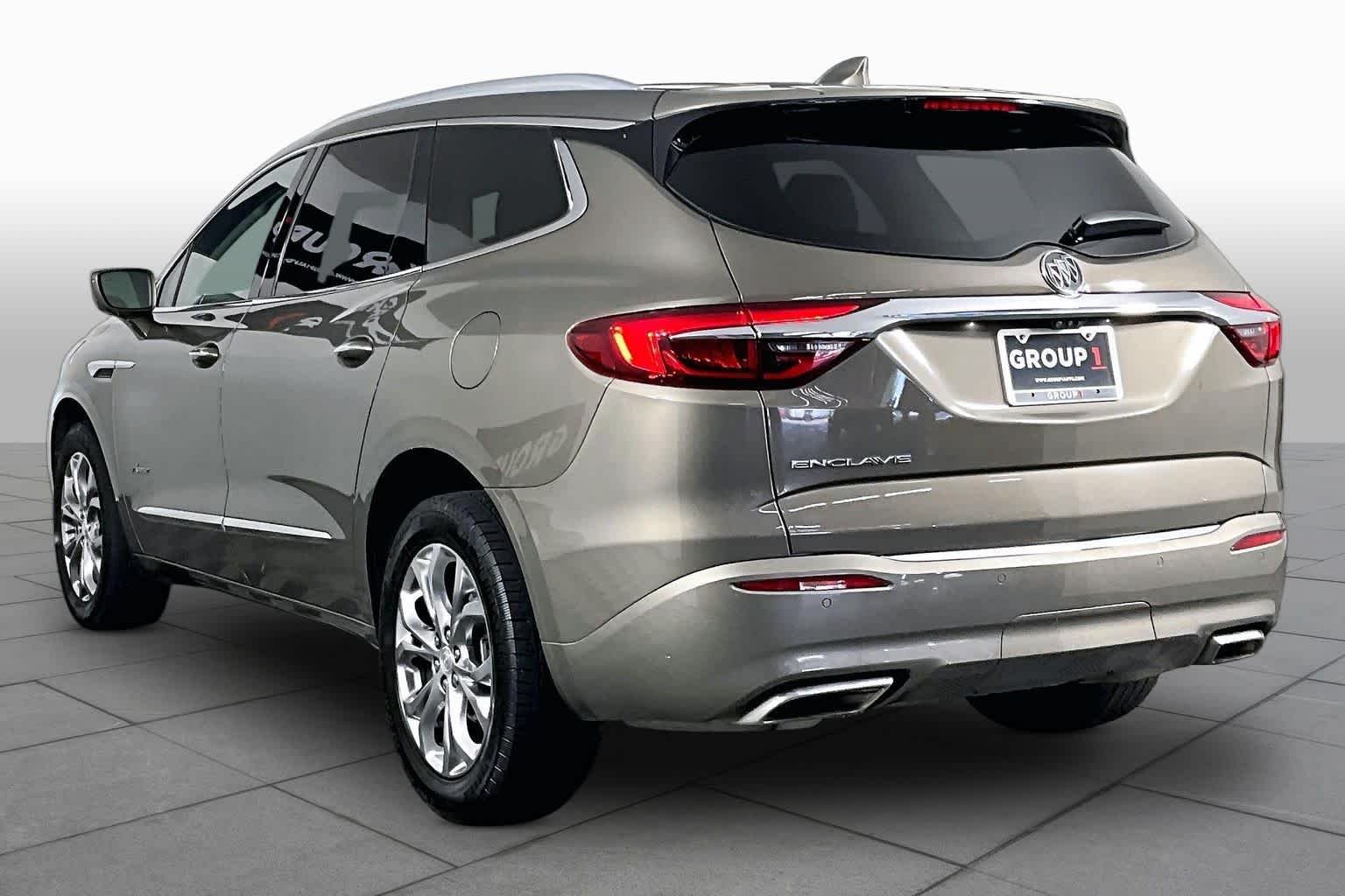 Certified Used 2020 CHAMPAGNE GOLD METALLIC Buick Avenir image 11