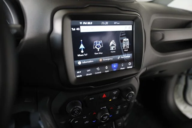 Used 2021 White Jeep Limited image 9