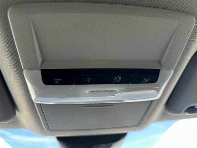 New 2025 Nissan Sentra Xtronic CVT SR