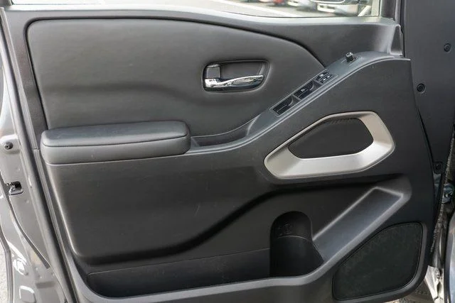 Used 2023 Gray Nissan SV image 16