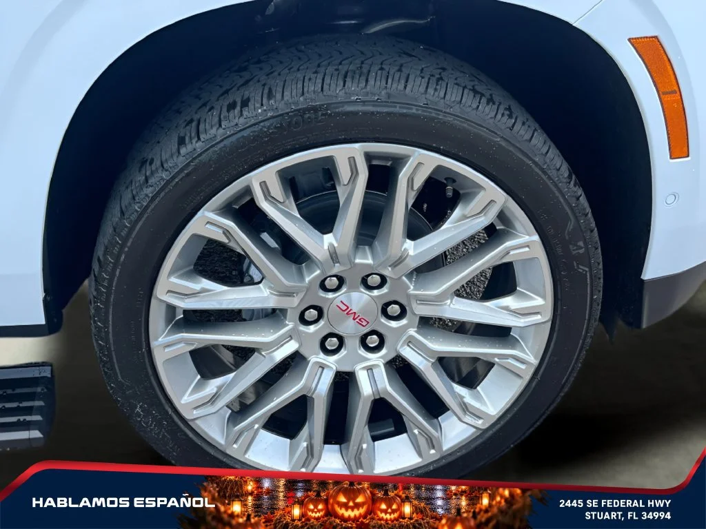 New 2026 Glacier White Tricoat GMC Denali image 22