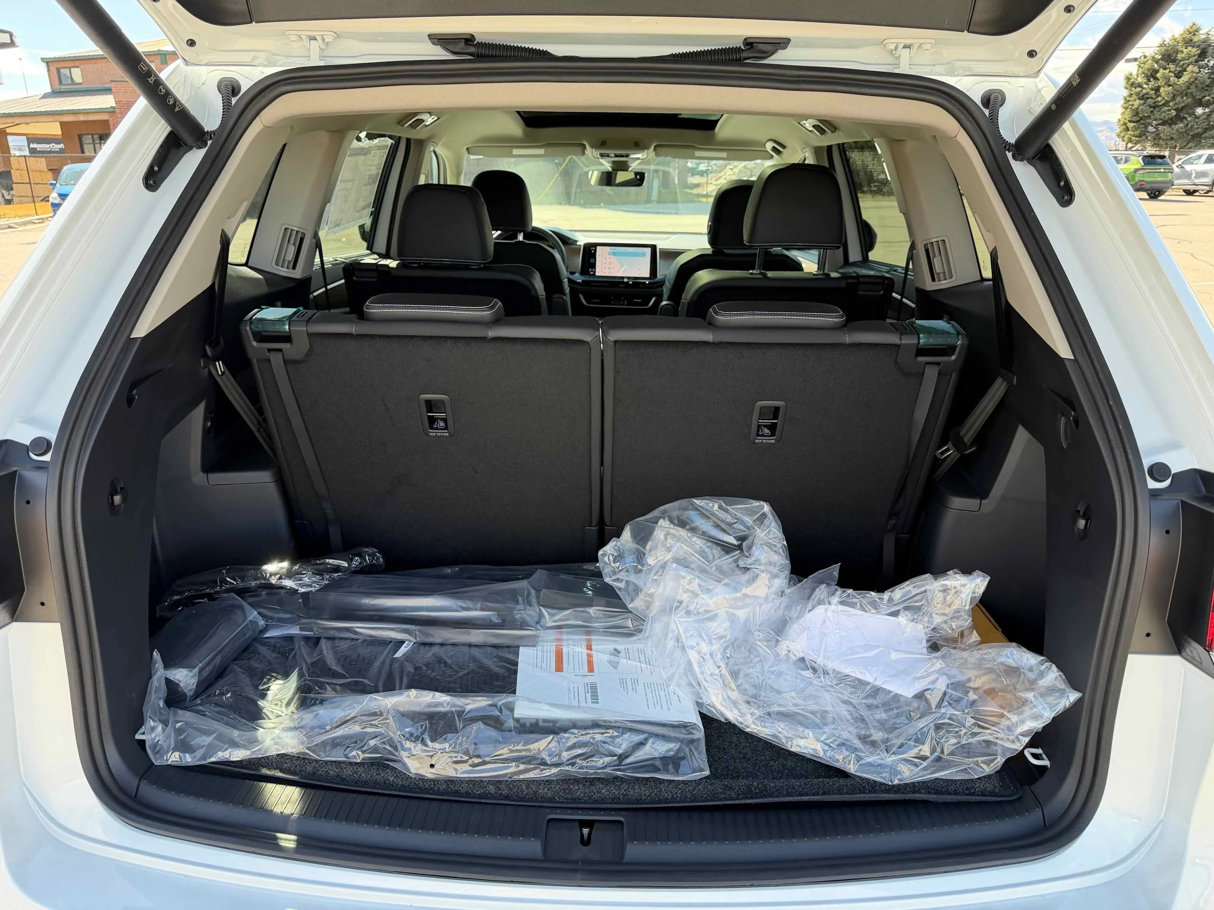 New 2026 Opal White Volkswagen 2.0T SE w/Technology image 33