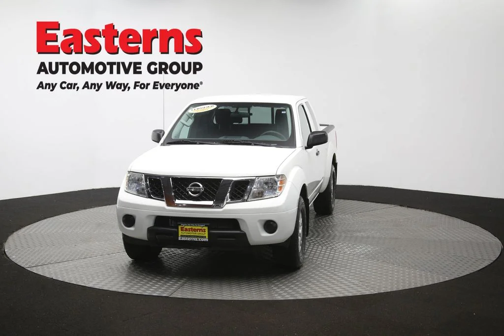 Used 2021 White Nissan SV image 52