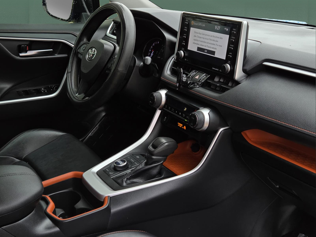 Used 2019 Blue Toyota Adventure image 34
