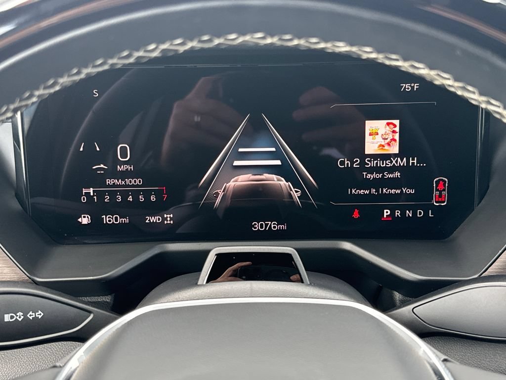 2025 GMC Acadia Denali - Photo 27