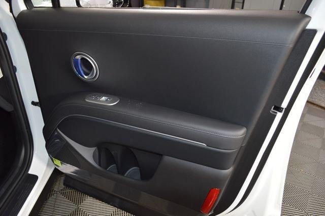 New 2026 White Hyundai SEL 8P image 62