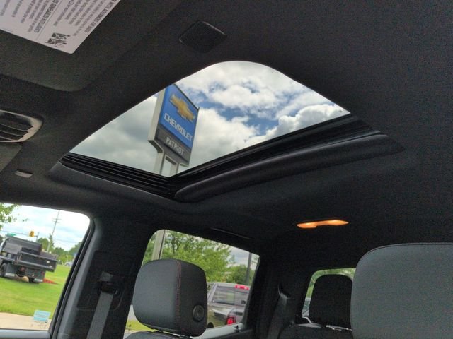 Used 2023 Summit White Chevrolet Z71 image 59