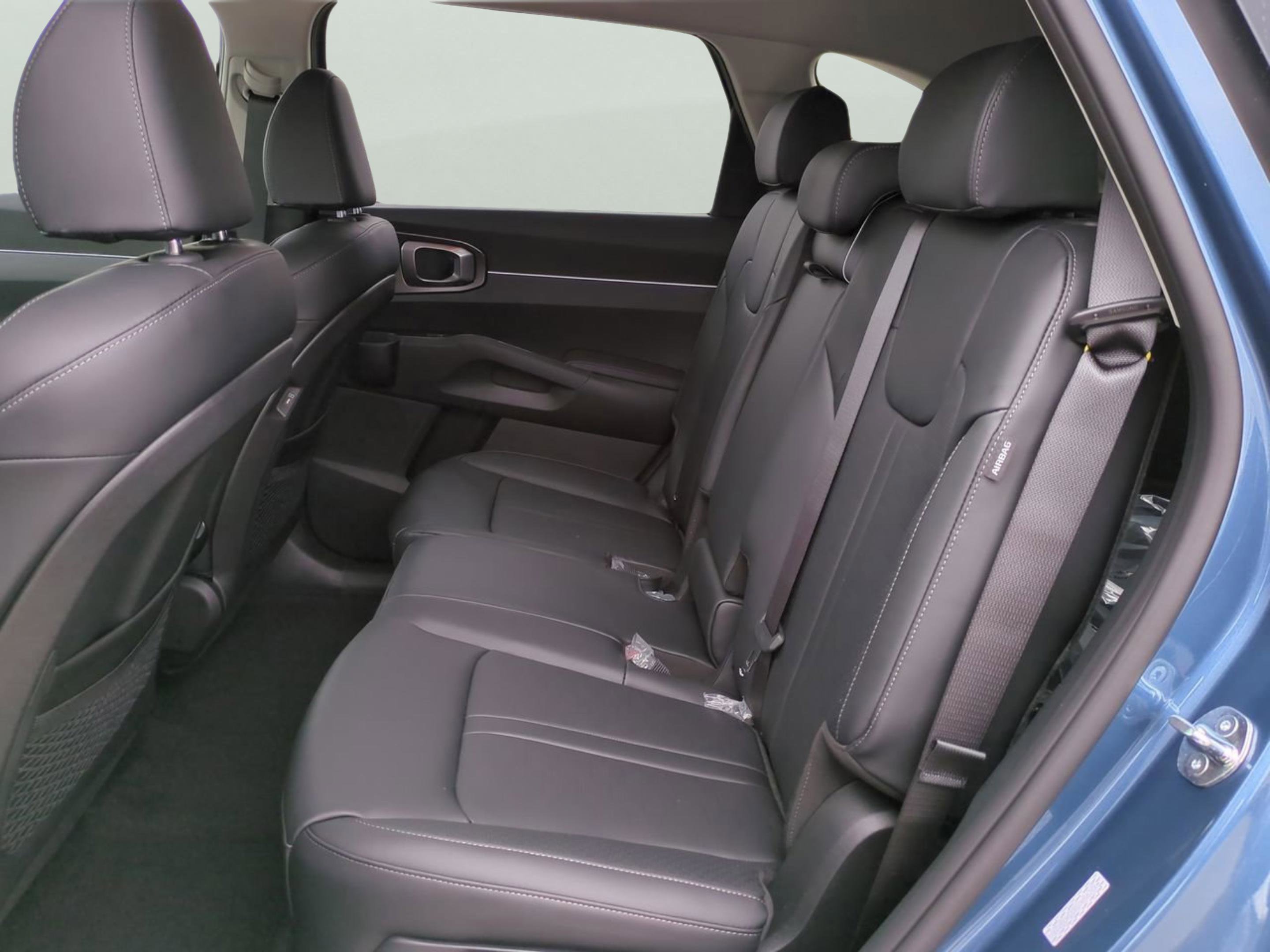 New 2026 Mineral Blue Kia EX image 15