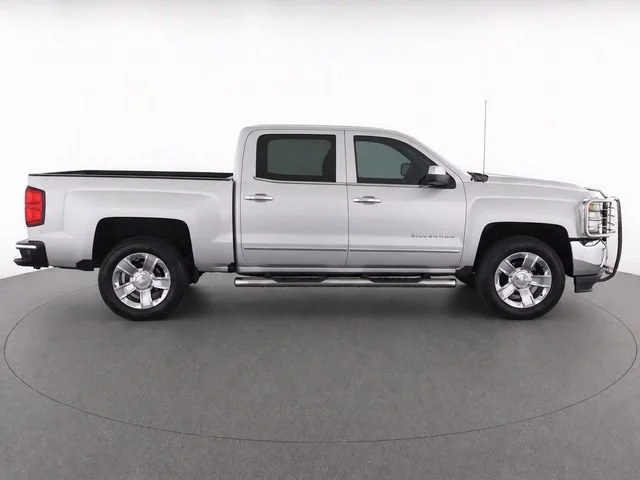Used 2017 SILVER ICE METALLIC Chevrolet LTZ image 8