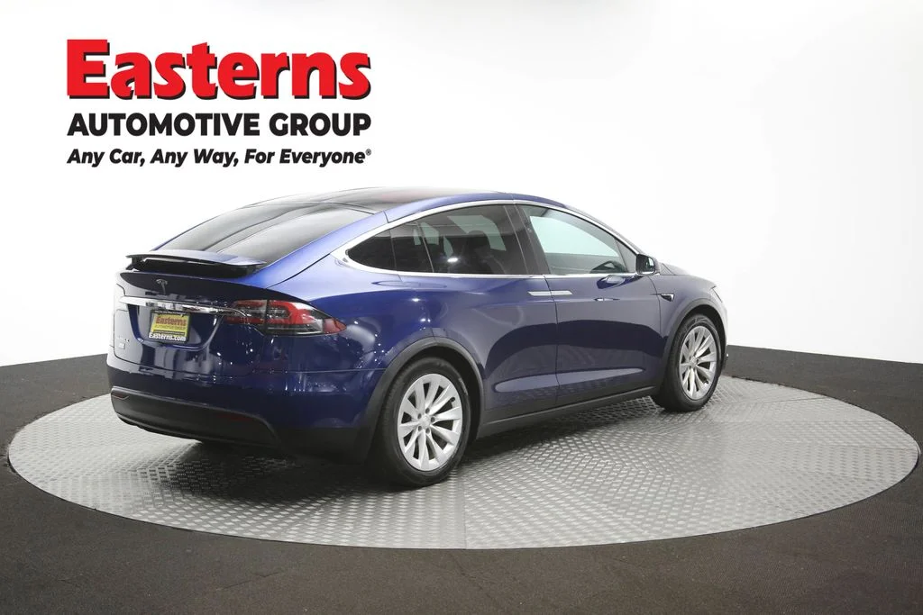 Used 2017 Blue Tesla 100D image 37