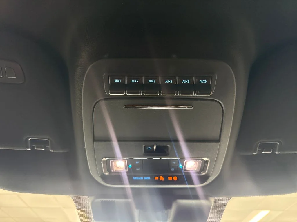 New 2026 White Ford Tremor image 17