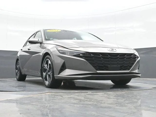 Used 2023 Silver Hyundai SEL image 22