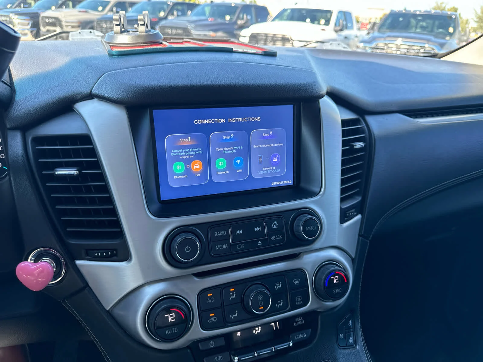 Used 2017 Iridium Metallic GMC SLT image 12