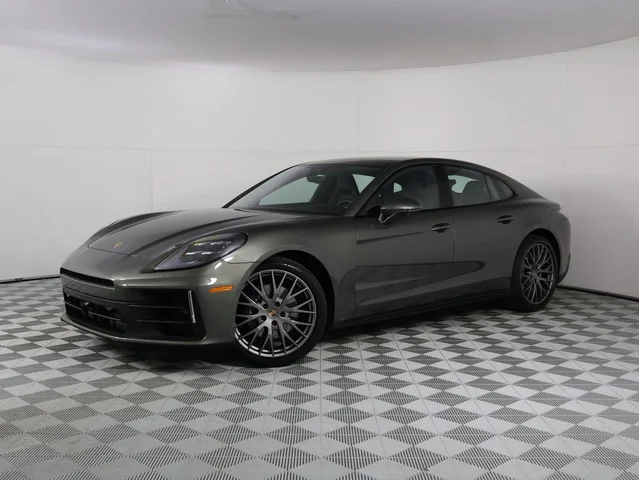 2026 Porsche Panamera 