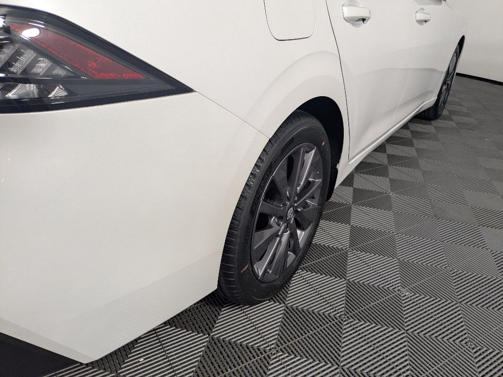 2026 Nissan Sentra SL - Photo 8