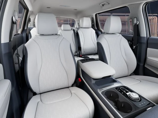 New 2026 Ivory Silver Kia EX image 15