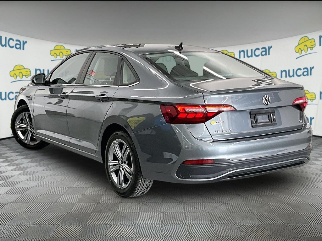 Used 2024 Gray Volkswagen 1.5T SE image 4
