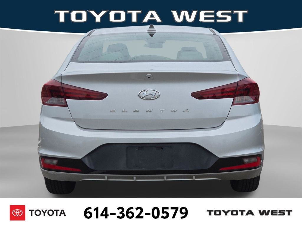Used 2020 Silver Hyundai Value Edition image 9