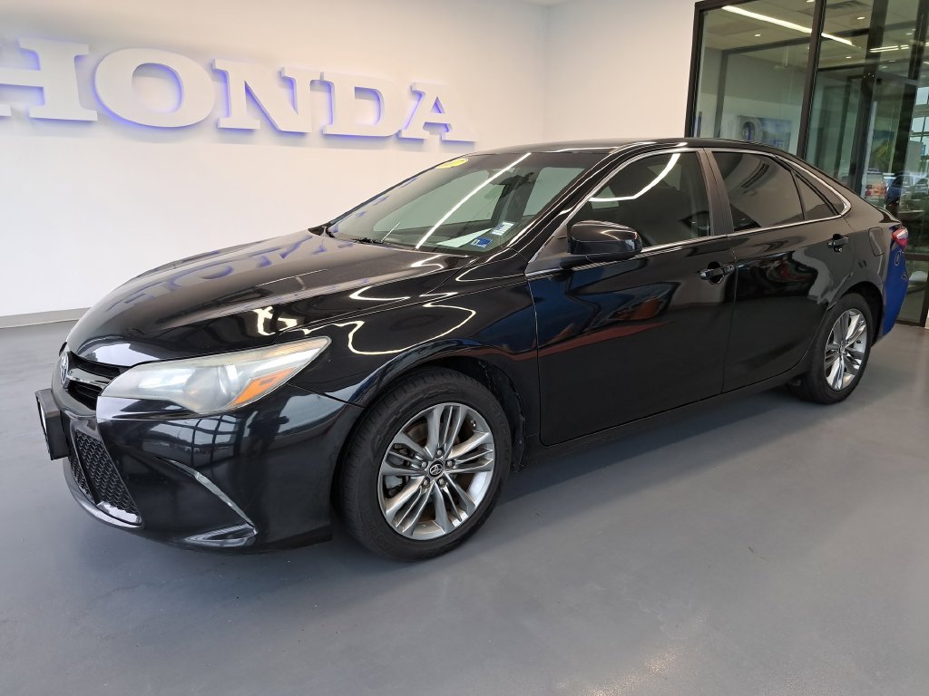 Used 2017 Black Toyota LE image 5