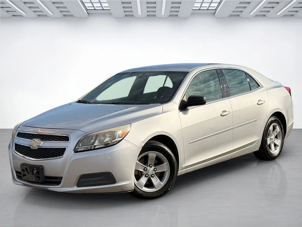 Used 2013 Chevrolet Malibu 1LS with VIN 1G11B5SAXDF189592 for sale in West Memphis, AR