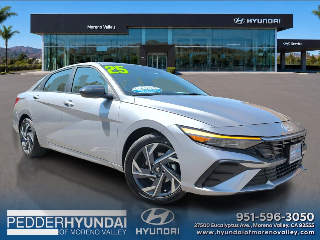 2025 Hyundai Elantra 2.0 SEL Sport IVT's photo