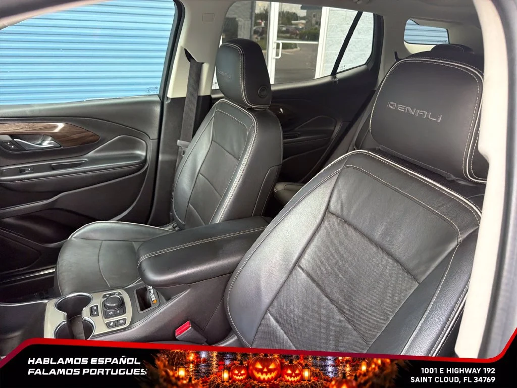 Used 2018 EBONY TWILIGHT METALLIC GMC Denali image 16