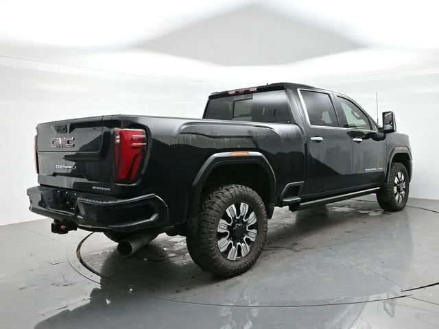 Used 2024 Onyx Black GMC Denali image 7