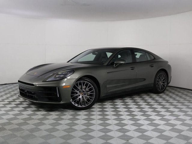 2026 Porsche Panamera 