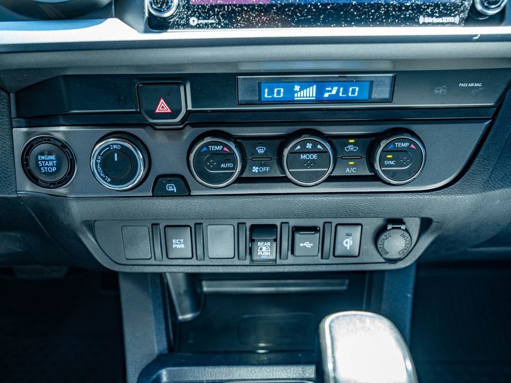 Used 2022 Lunar Toyota TRD Off-Road image 29