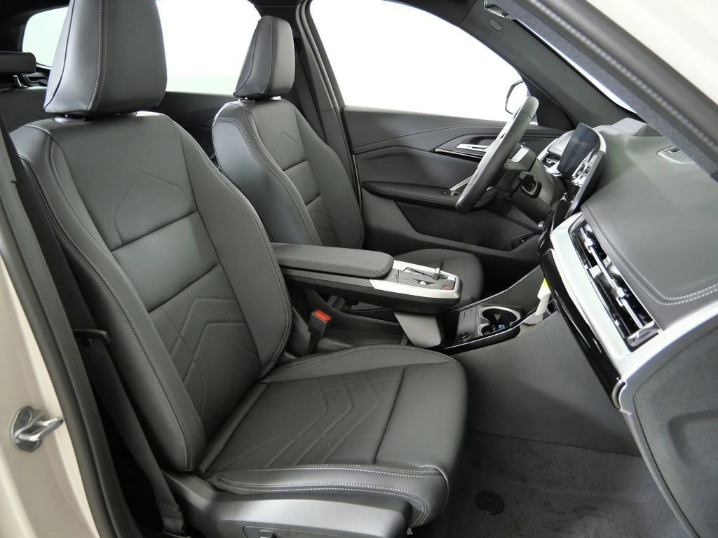 Used 2026 Dune Grey Metallic BMW xDrive28i image 22