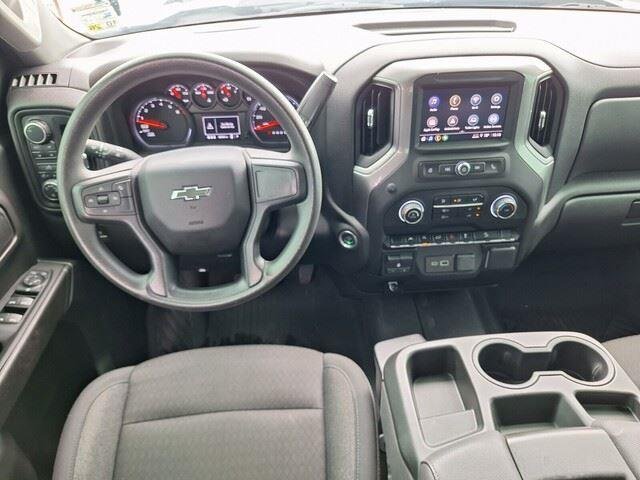 Used 2024 Slate Gray Metallic Chevrolet Custom Trail Boss image 9