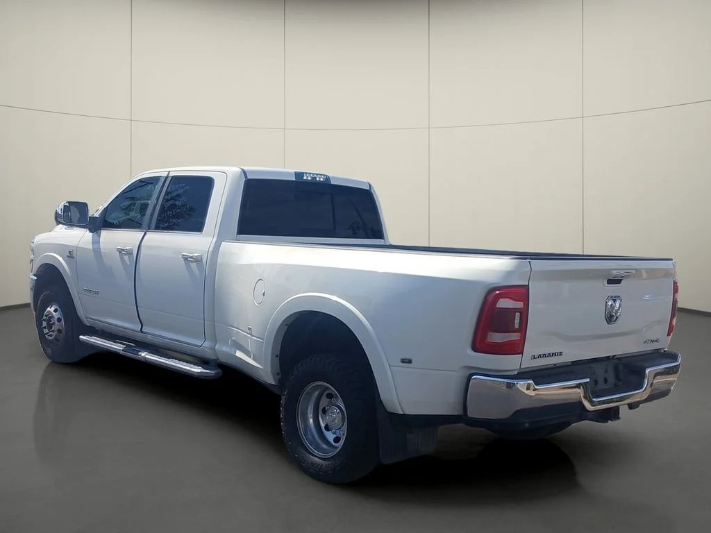 Used 2020 Pearl White Ram Laramie image 5