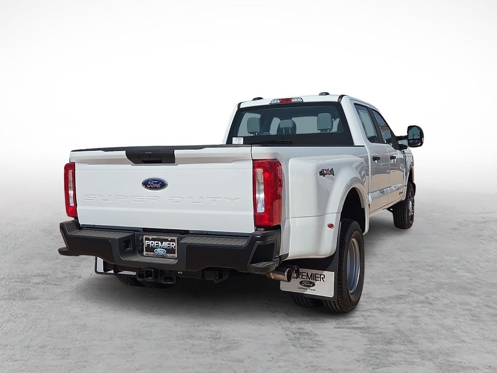 New 2026 White Ford F350 4X4 CREW/C image 10