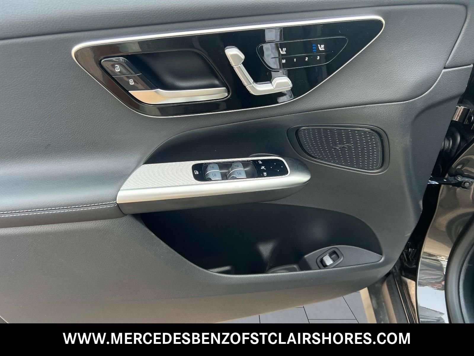 New 2026 Graphite Grey Metallic Mercedes-Benz GLC 300 image 15