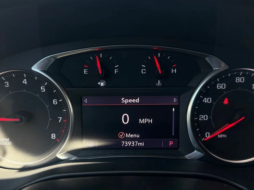 Used 2021 White GMC SLT image 10
