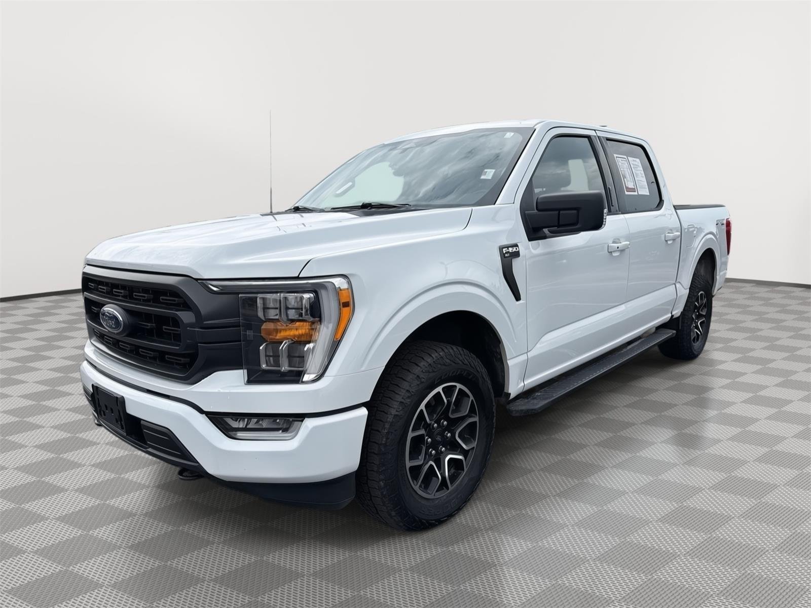 Used 2023 GMC Sierra 1500 Elevation with VIN 3GTPUCEK9PG158678 for sale in Kansas City